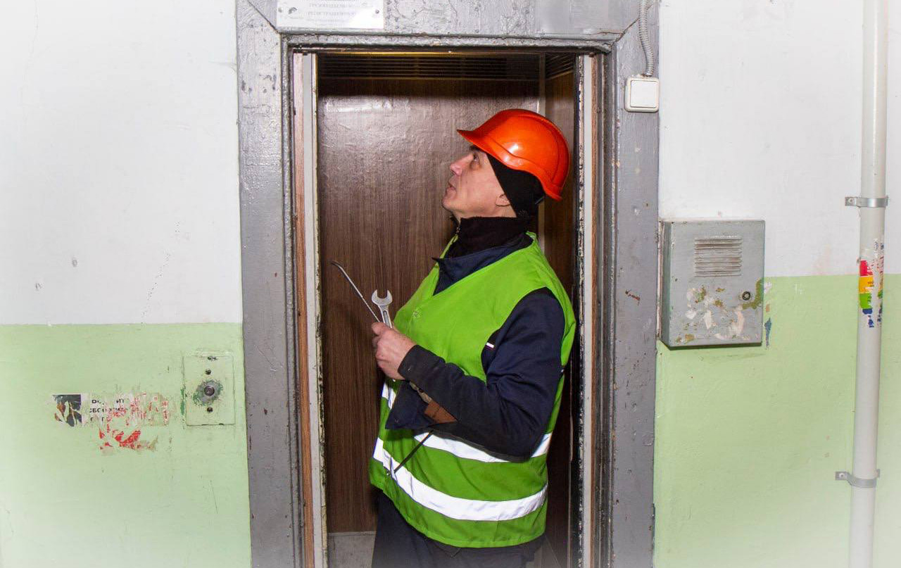 Минулого тижня у Харкові застрягли в ліфтах понад 900 людей