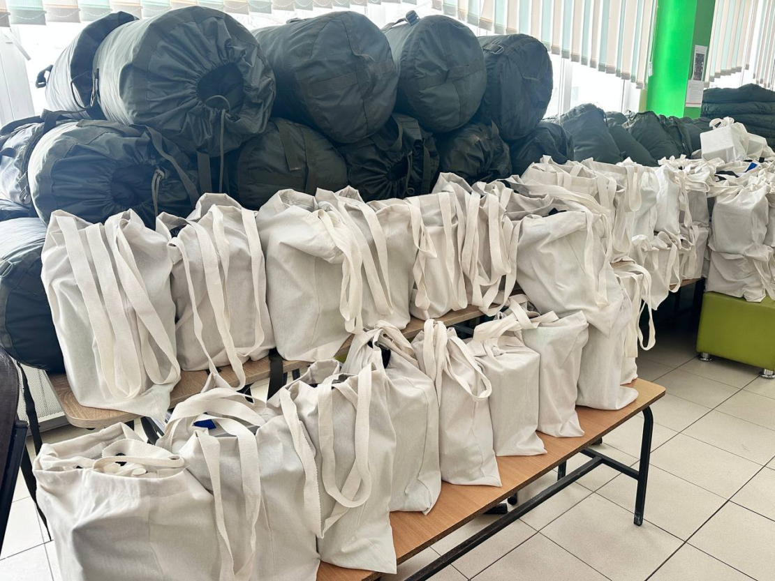 Жителі Новобаварського району, які опинилися без тепла, отримали допомогу (фото)