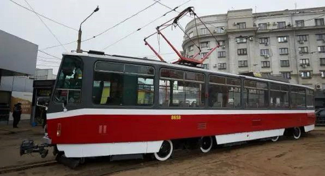 У Харкові відновили рух наземного електротранспорту