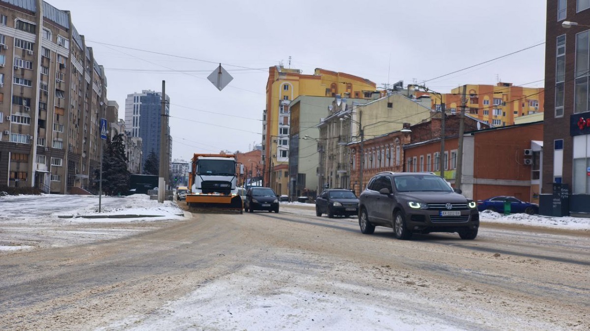 Комунальні служби Харкова готуються протидіяти негоді
