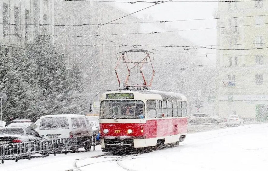 У Харкові через негоду зупинено рух трамваїв №1 та №7