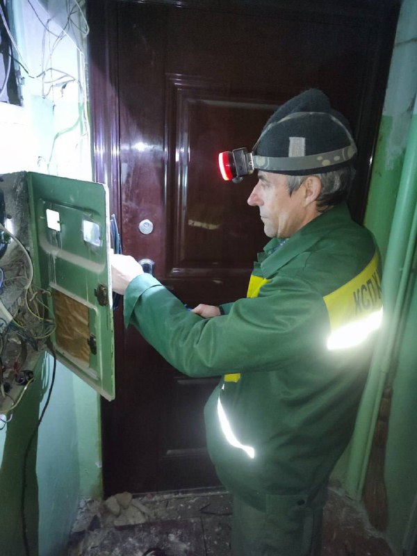 У Харкові за тиждень застрягли у ліфтах понад 400 людей (фото)