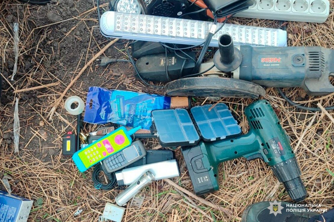 На Харківщині зловмисник обікрав та підпалив будинок (фото)