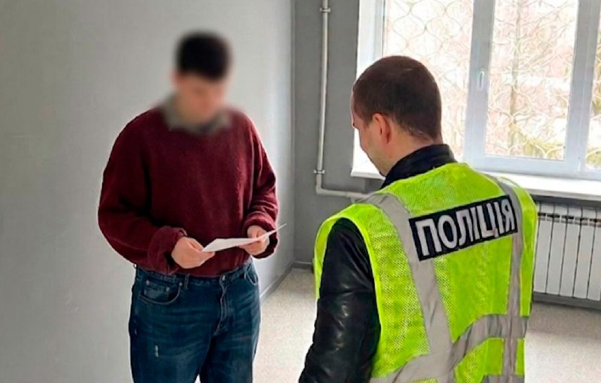 Жителю Харкова загрожує в'язниця за носіння кастету