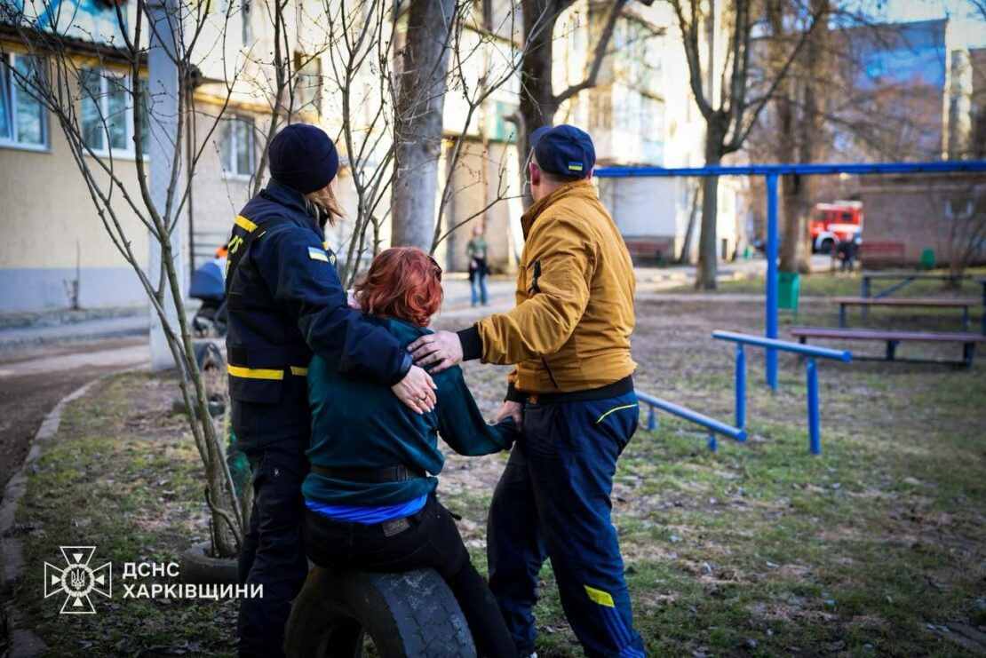 У Харкові шестеро дітей провалились під кригу, є загиблі (фото)
