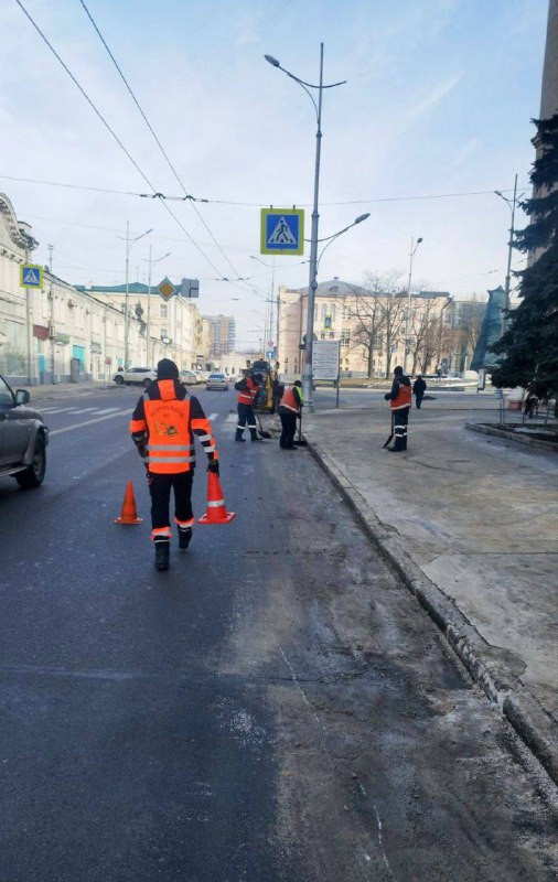Протягом зими з Харкова вивезли понад 100 тисяч кубометрів снігу (фото)
