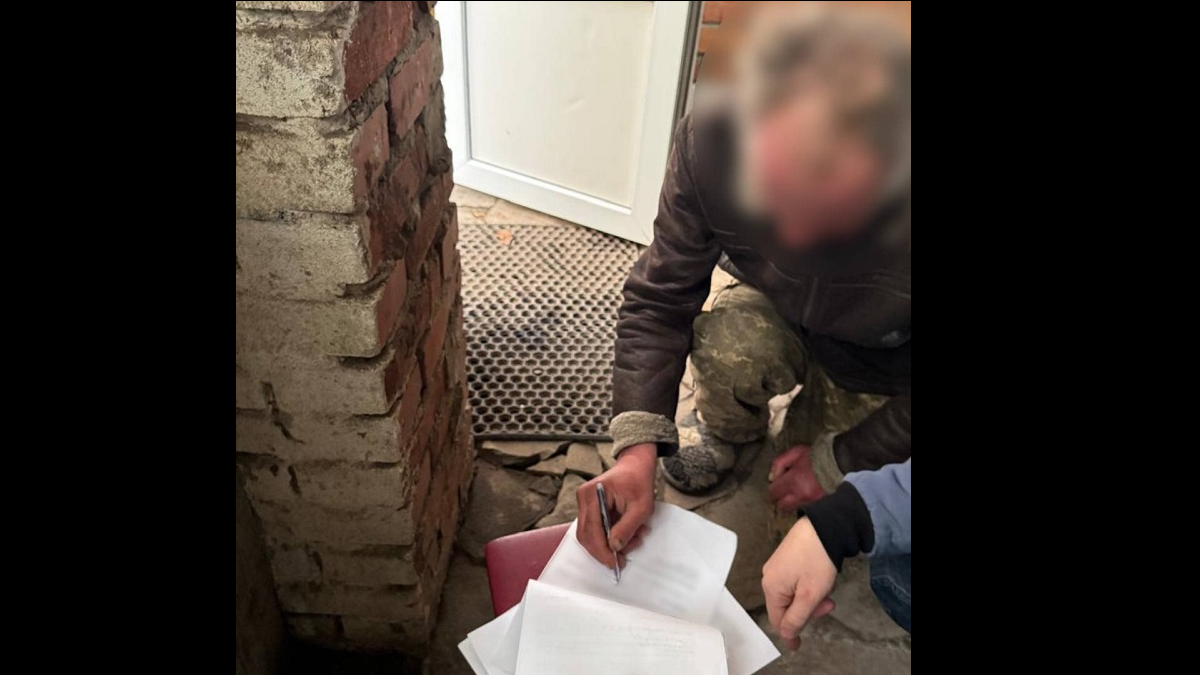 Мешканцю Чугуївщини повідомили про підозру у скоєнні домашнього насильства 