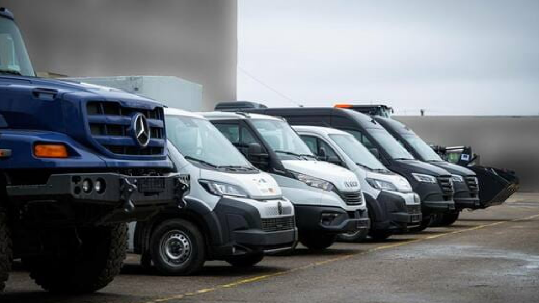 Громади Харківщини отримали від міжнародних партнерів спеціалізований транспорт (фото)