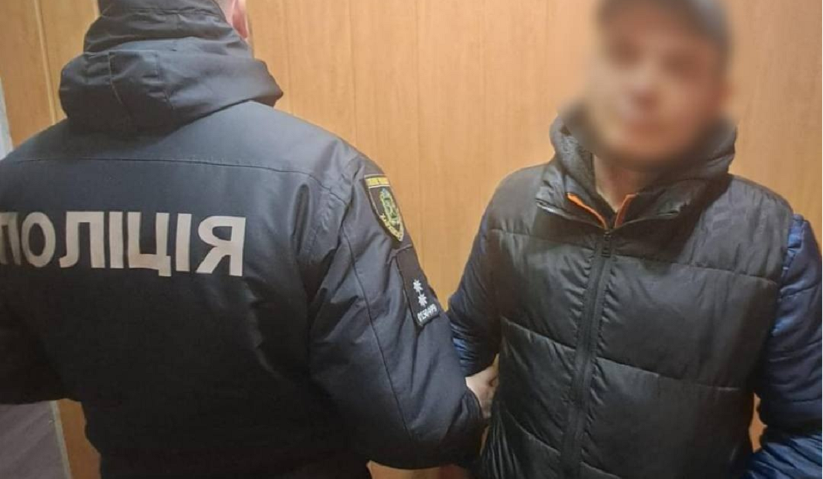 Чоловіка кинув страйкбольну гранату у відділ поліції в Берестині