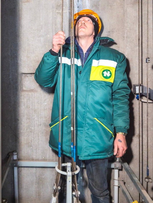 У Харкові за тиждень застрягли у ліфтах понад 400 людей (фото)