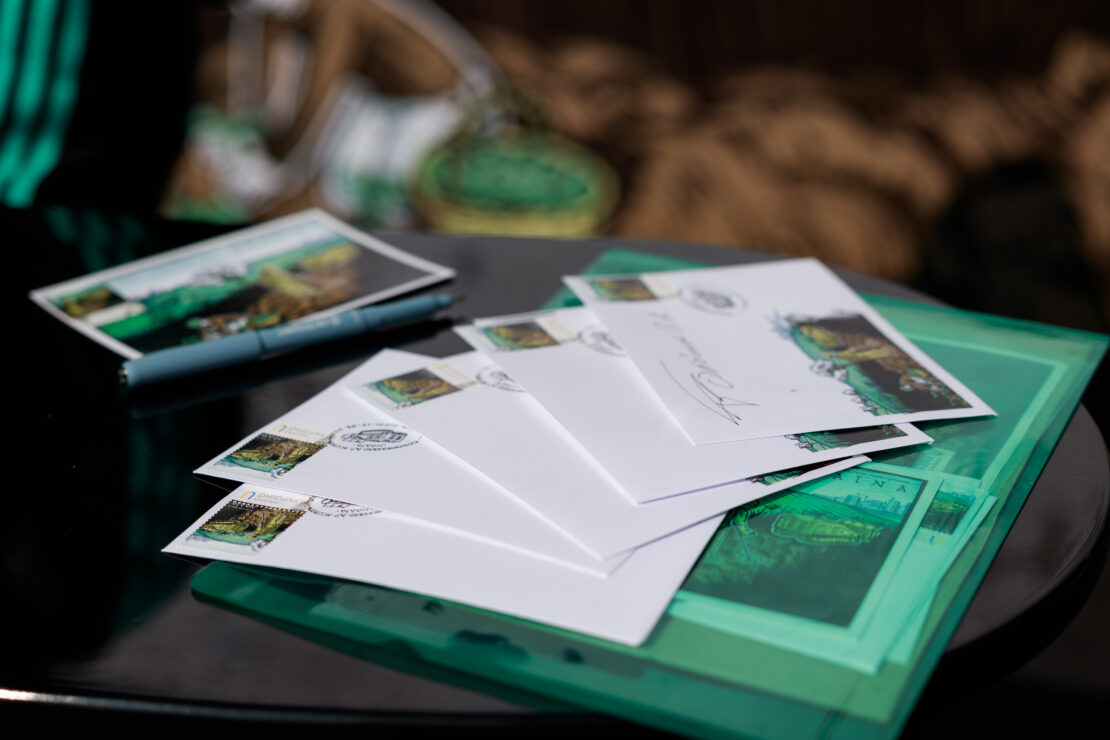 Укрпошта випустила поштову марку на честь саперів