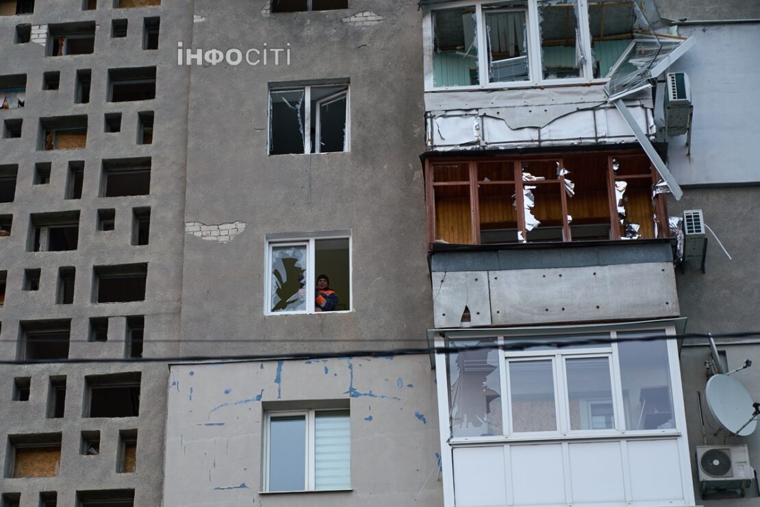 У Харкові та області є постраждалі та руйнування внаслідок обстрілів