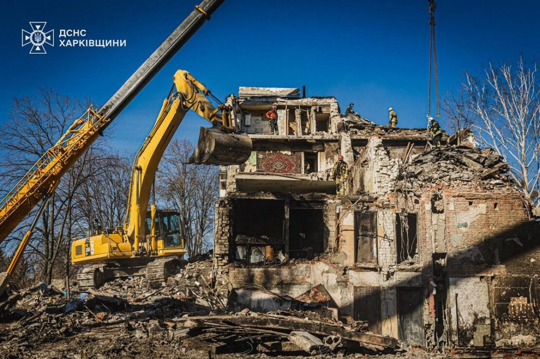 Завершено пошуково-рятувальні роботи на місці удару рф по Харкову 7 березня