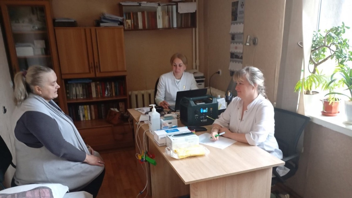 У Харкові відновили виїзні медичні огляди для ВПО