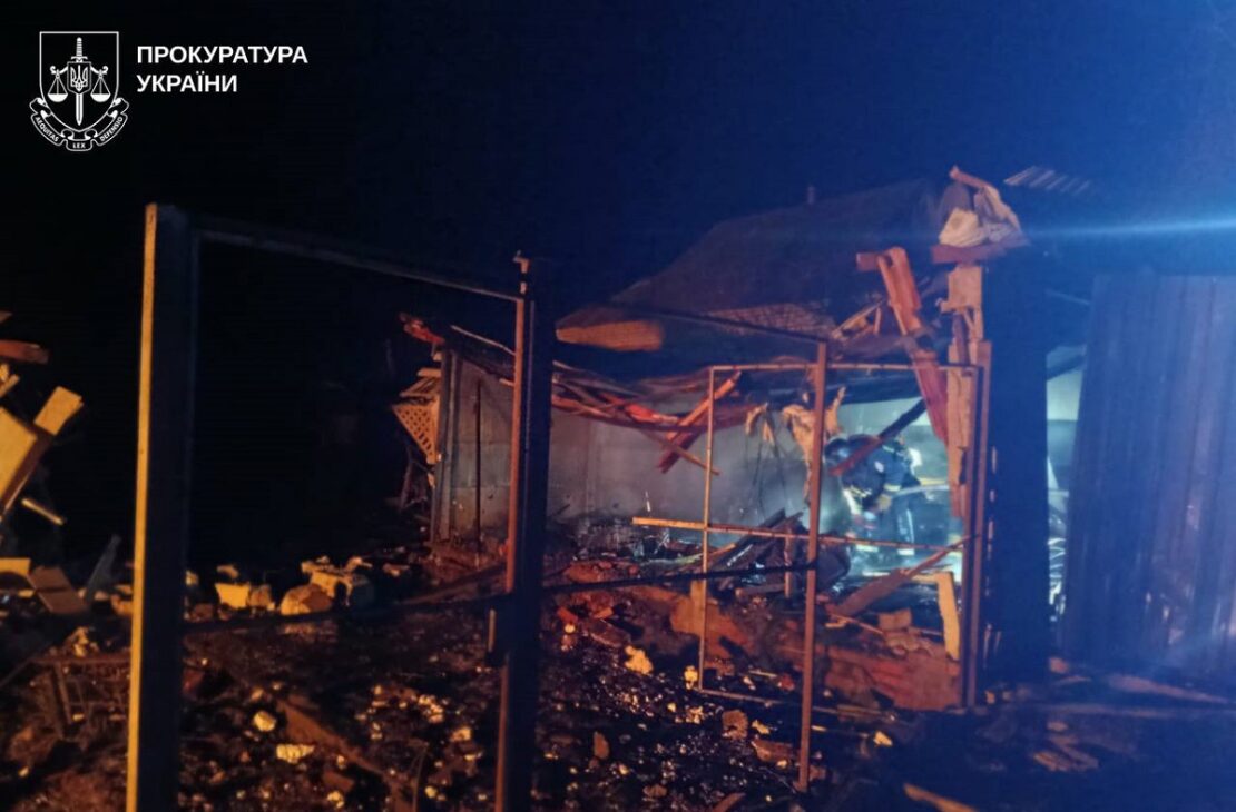 Внаслідок нічних ударів по Чугуївщині постраждала жінка