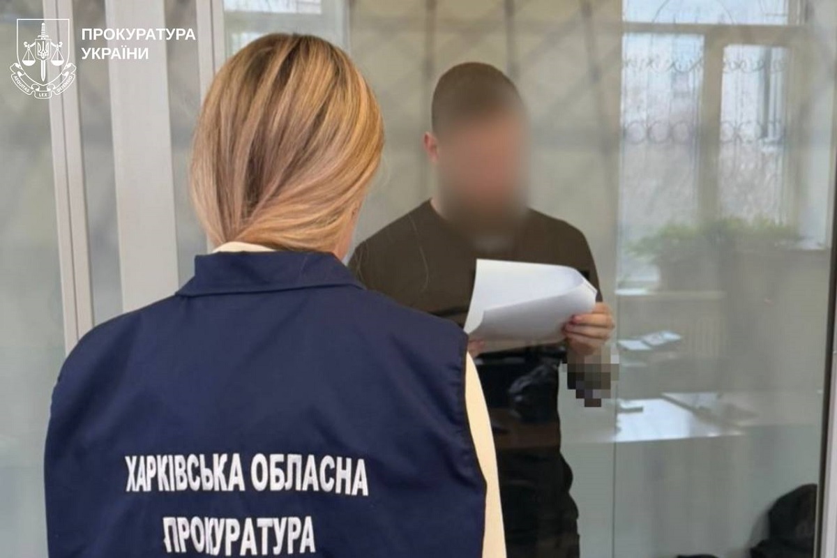 Бармен з Харкова організував схему незаконної втечі з України