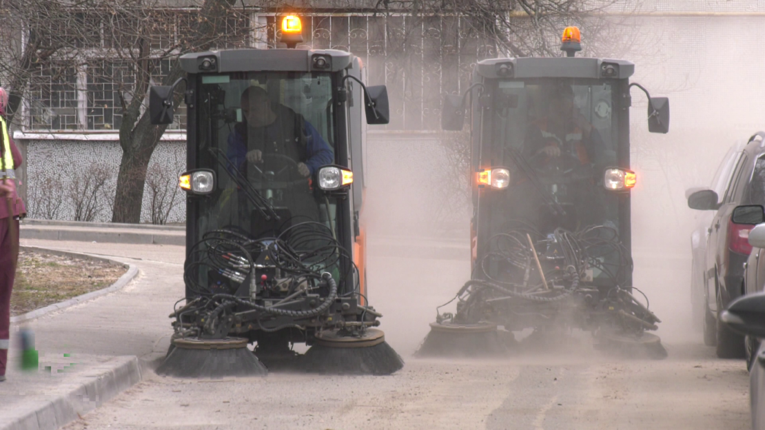 Харків оживає: велике весняне прибирання у районах триває