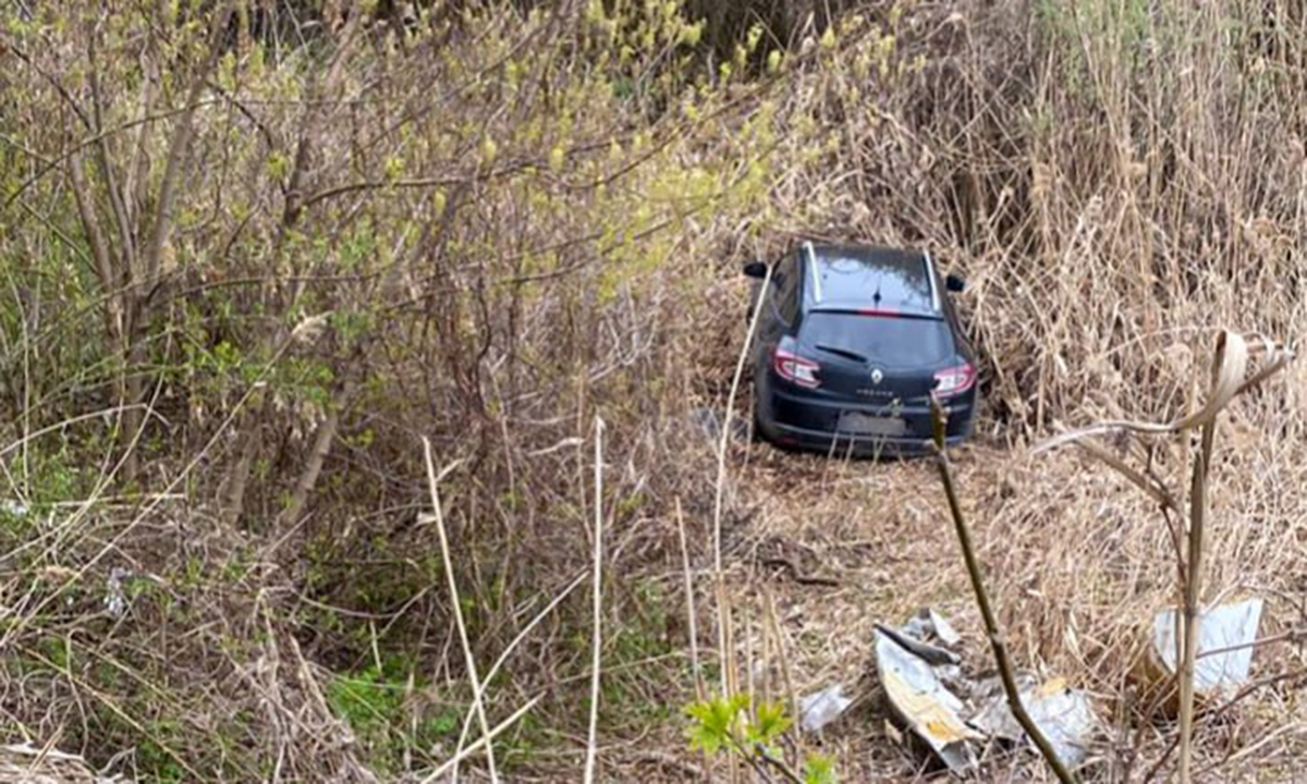 У Харкові на Салтівці п'яний водій з'їхав у кювет