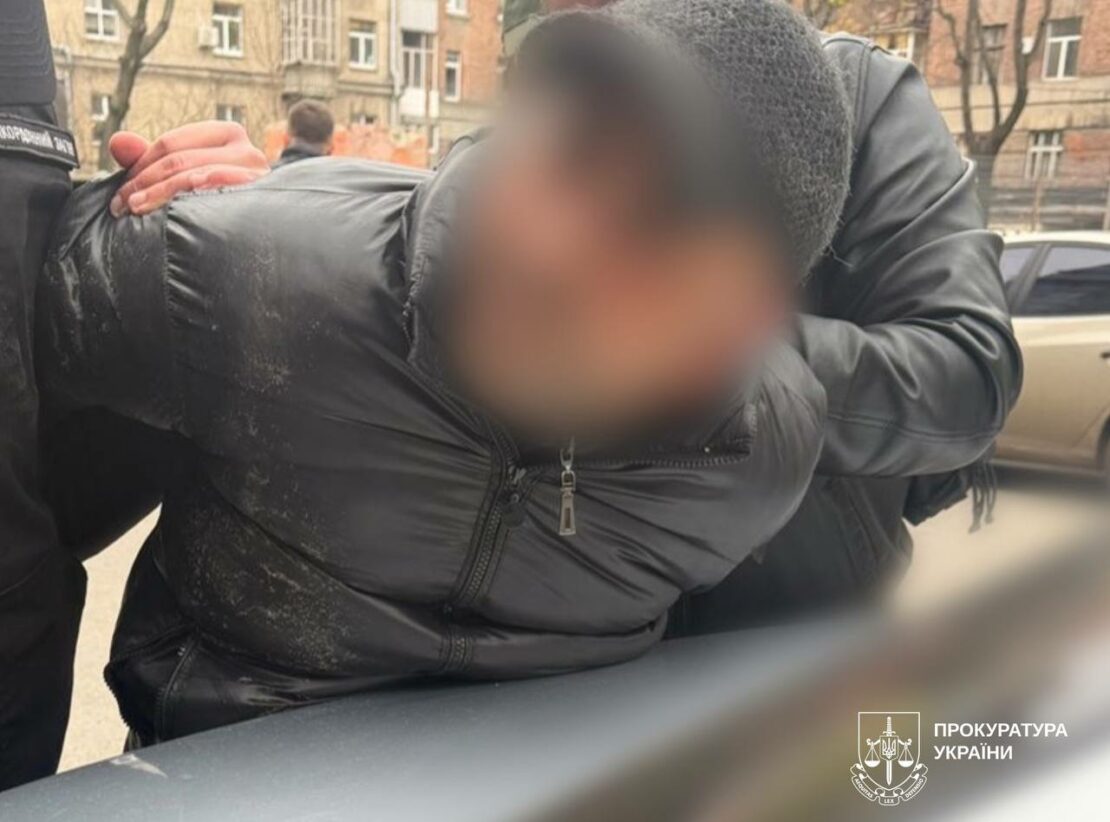 У Харкові іноземець продавав фіктивну бронь за 20 тисяч доларів (фото)