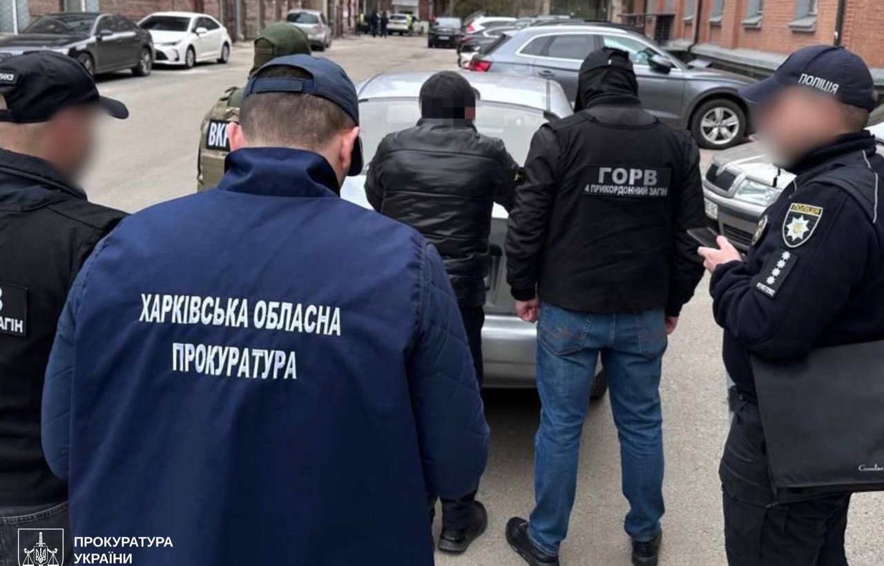 У Харкові іноземець продавав бронь за 20 тисяч доларів
