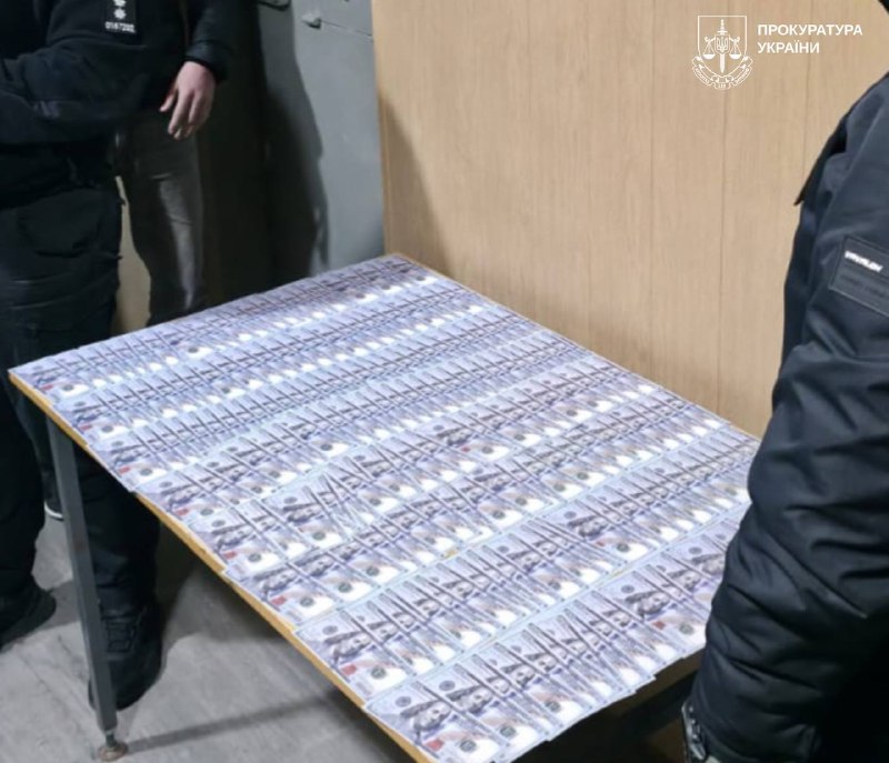 У Харкові іноземець продавав фіктивну бронь за 20 тисяч доларів (фото)