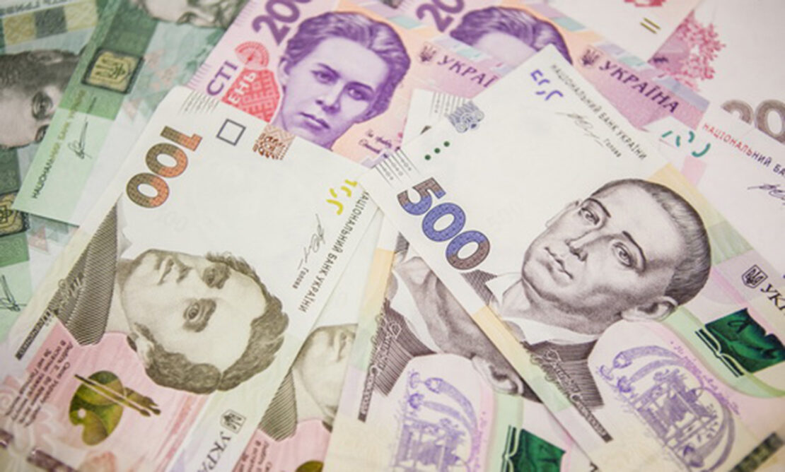 Скільки заробляють українці у 2026 році