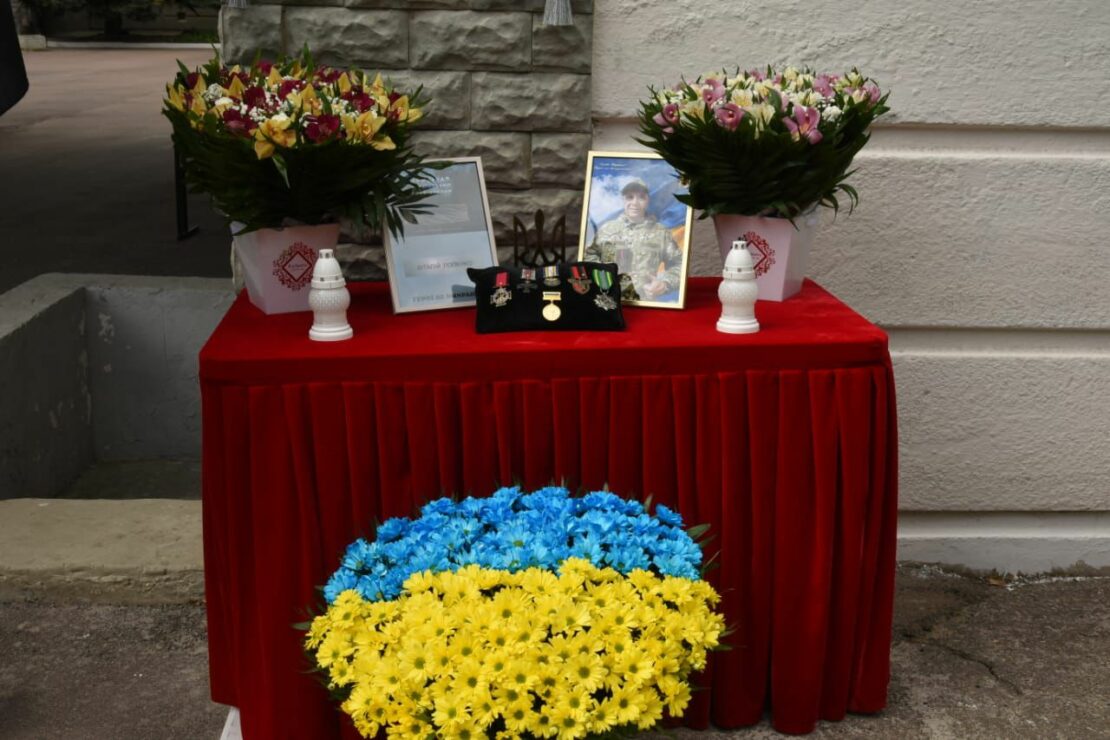 У Харкові відкрили меморіальну дошку військовому спецпідрозділу Kraken Віталію Попенку