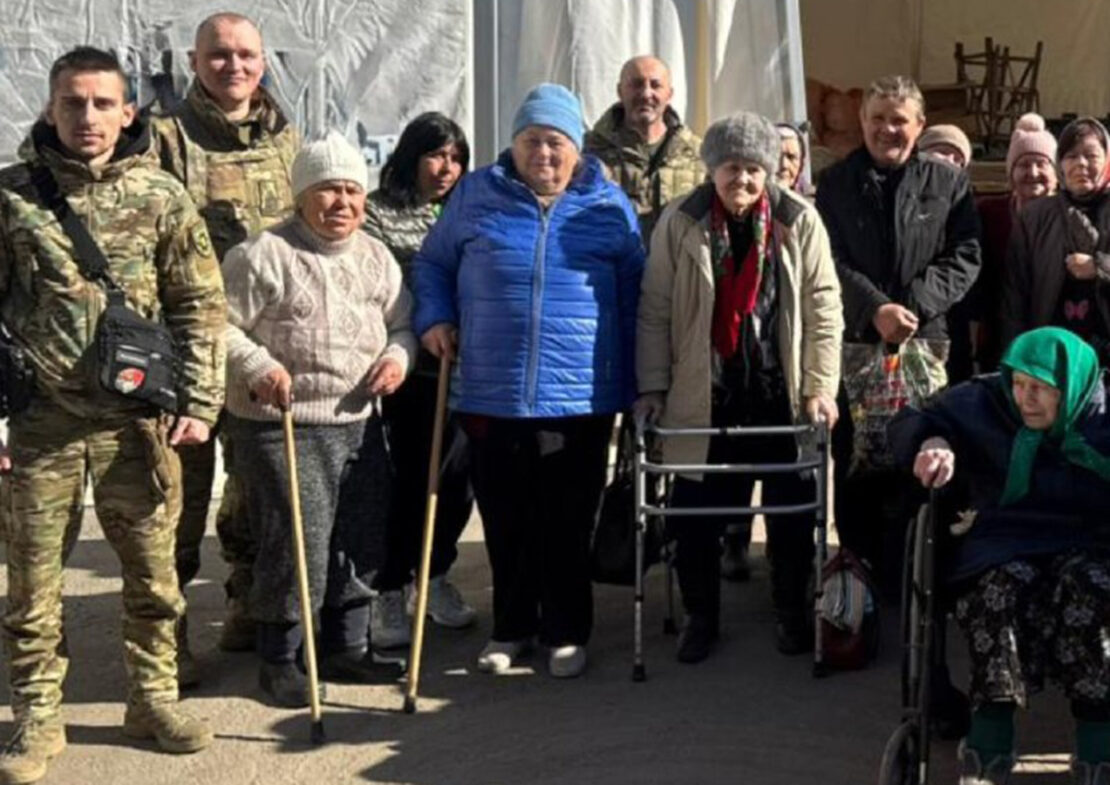 З прифронтової Харківщини евакуювали 13 людей (фото)