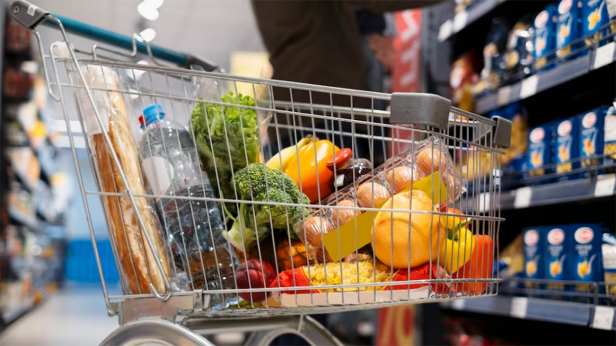 На Харківщині зросли ціни на продукти, транспорт та одяг