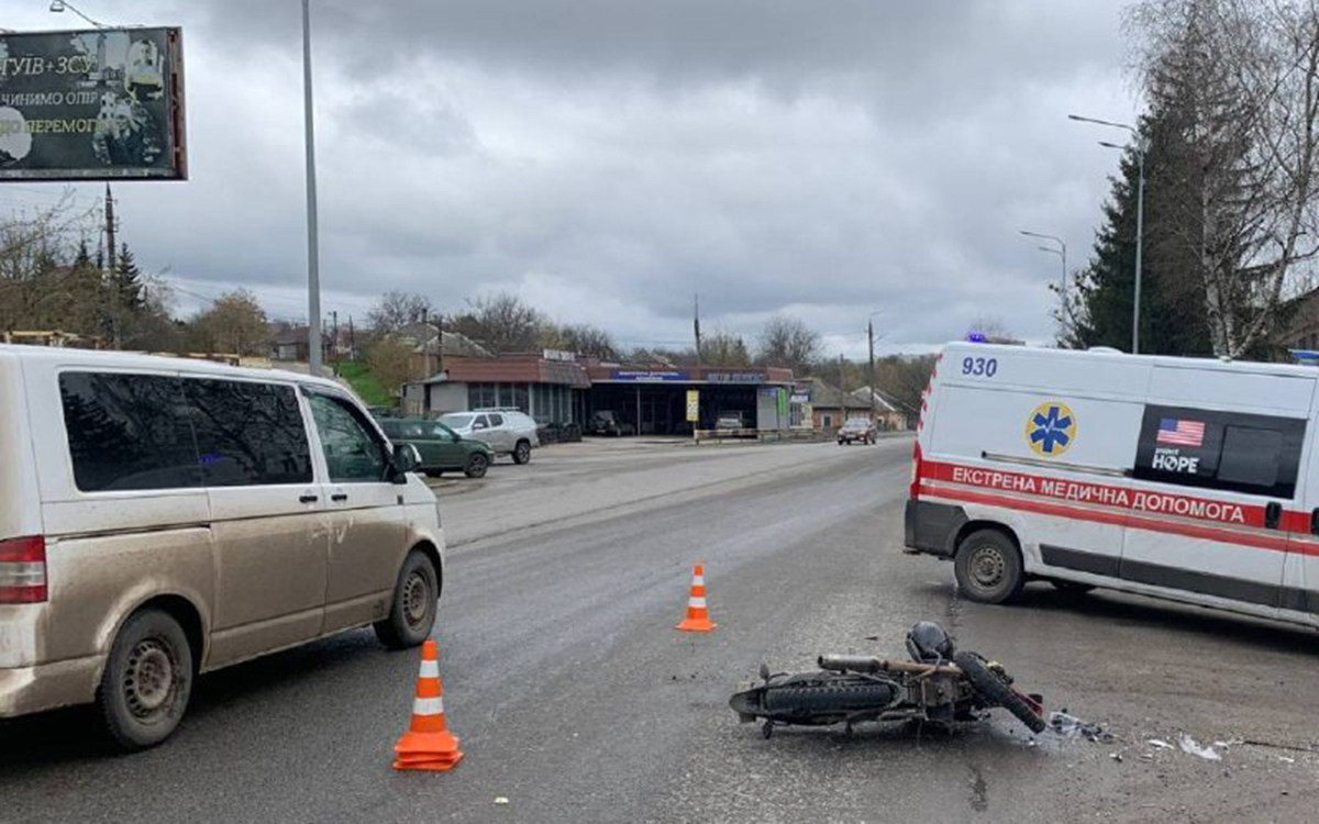 В ДТП на Харківщині постраждав 16-річний мопедист