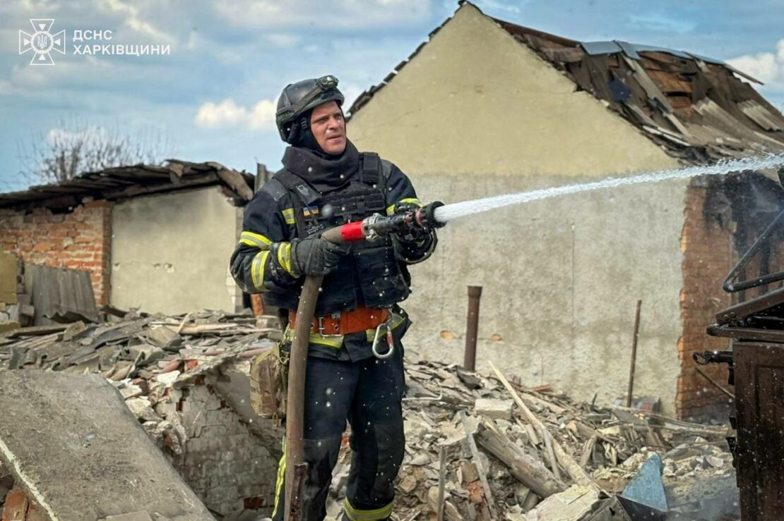 Удар по Богодухову: постраждали четверо людей, серед них дитина (фото)