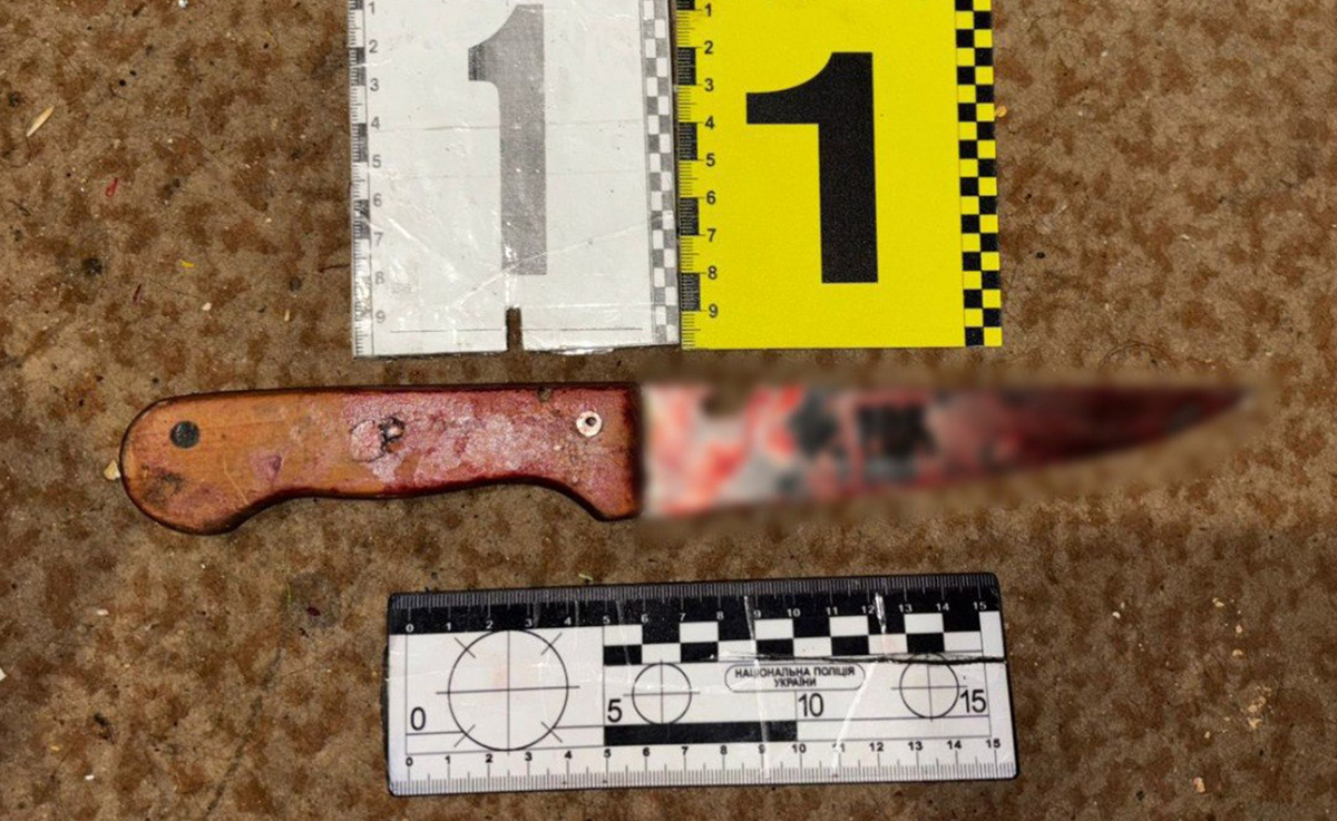 На Харківщині жінка зарізала свого вітчима