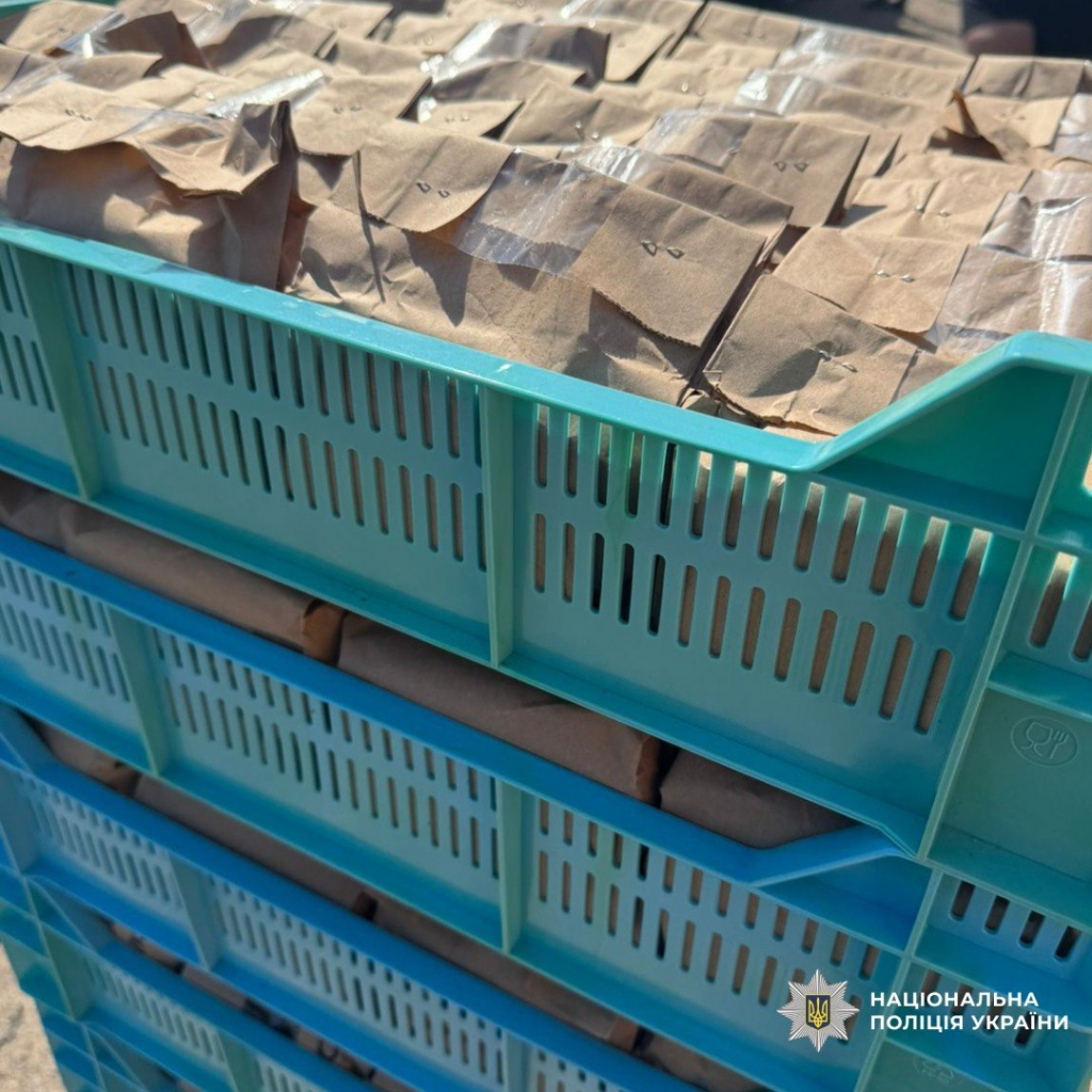 На Харківщині викрили організовану групу, яка займалася незаконним виготовленням тютюнових виробів