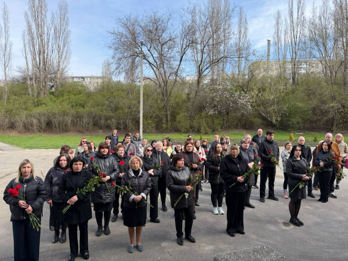 У Харкові відкрили меморіальну дошку захиснику України Антону Коліснику-Кравченку (фото)