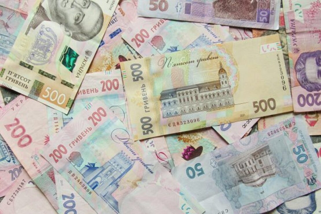 В Україні поменшало фальшивих грошей: що підробляють найчастіше