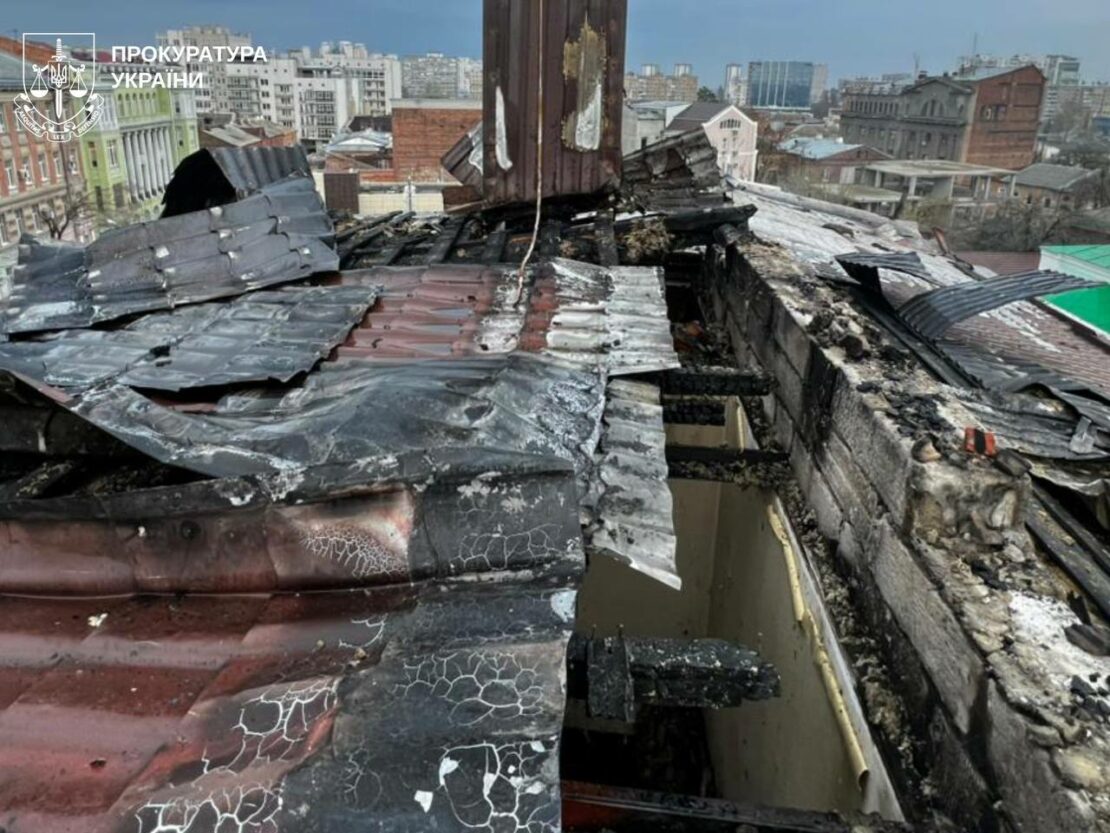 Наслідки нічних обстрілів Харкова: під ударами перебували три райони 