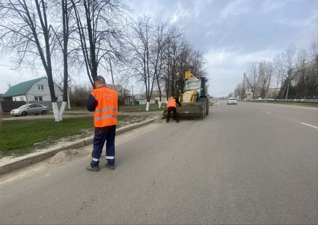 У Харкові упорядковують вулично-дорожню мережу (фото)