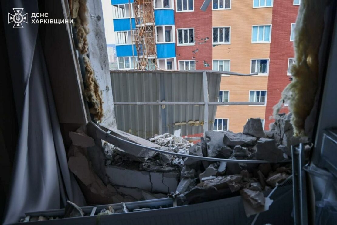 Російський БпЛА влучив у багатоповерхівку в Шевченківському районі