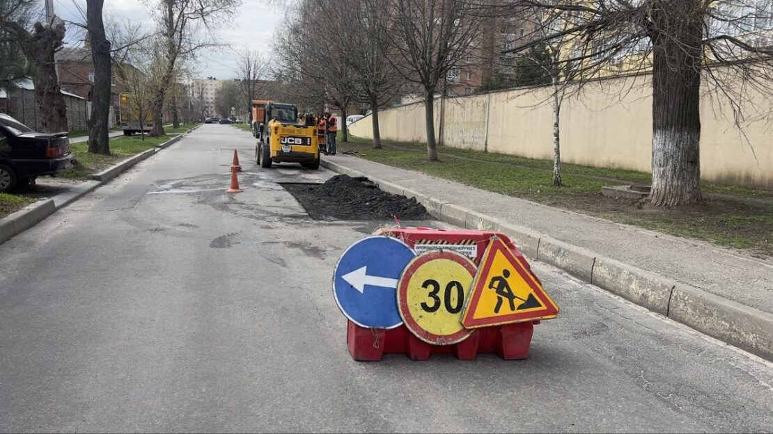 Де у Харкові цього тижня ремонтують дороги (фото)