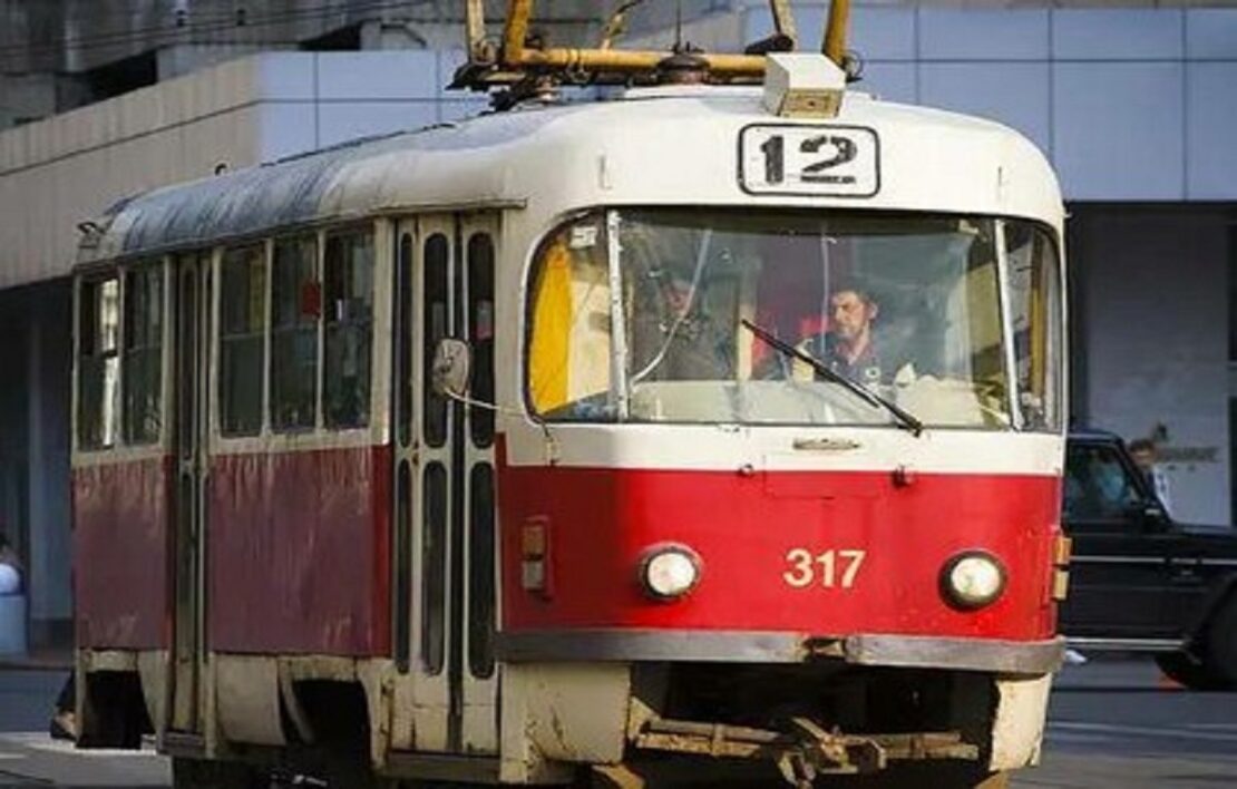 У Харковi трамваї №1, 12 та троллейбус №2 повернулися на свої маршрути