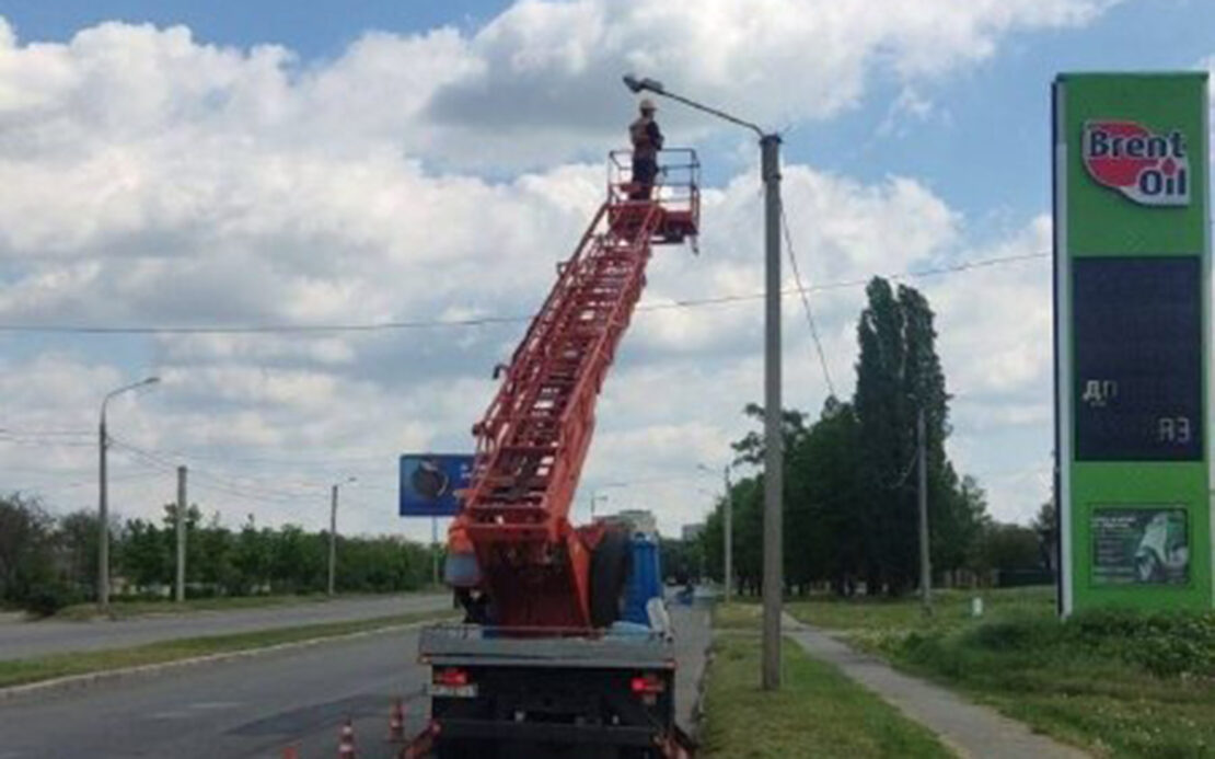 У Харкові впорядковують вуличне освітлення