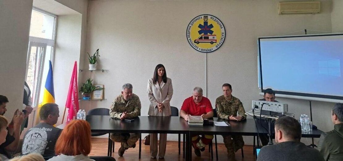 У Харкові медиків «екстренки» привітали з професійним святом (фото)
