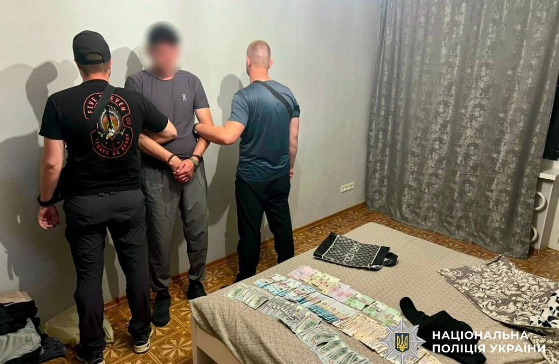 На Харківщині зловмисник викрав із сейфу понад 10 тисяч доларів 
