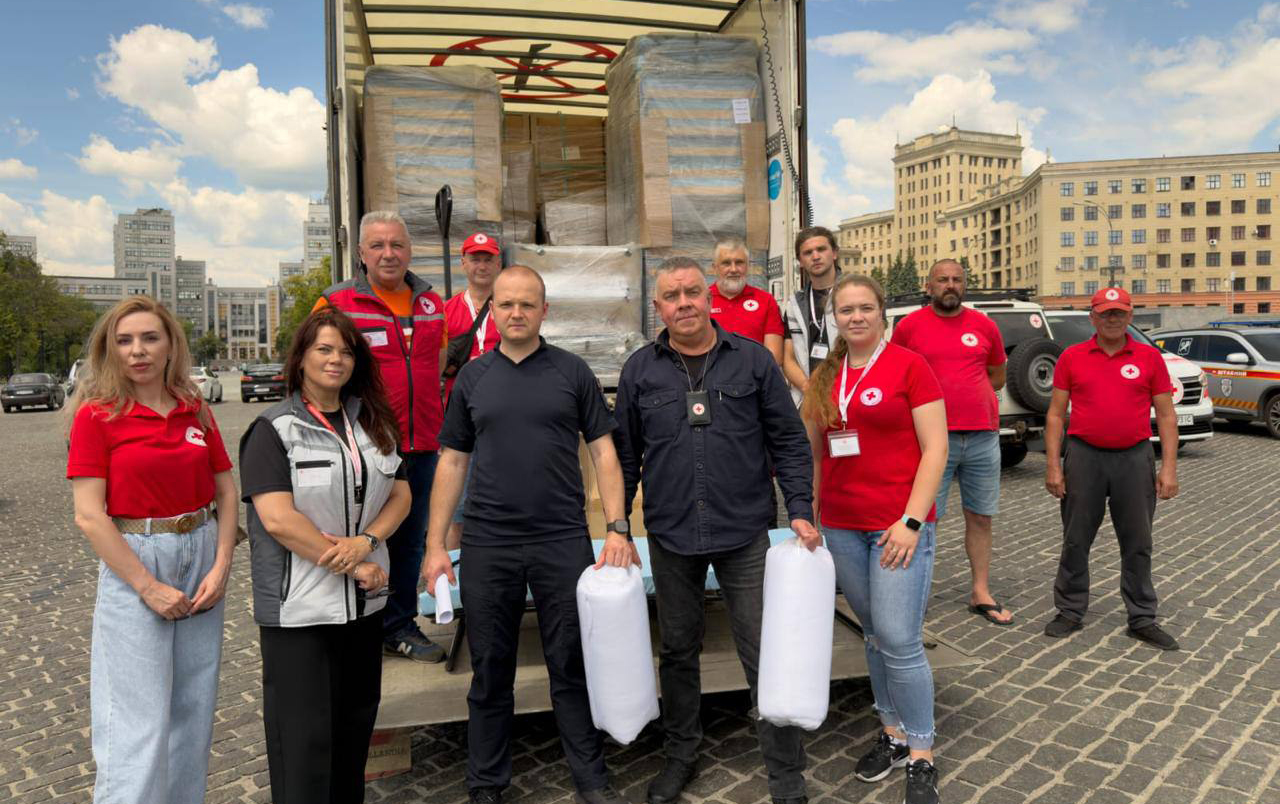 Харків отримав допомогу для облаштування укриттів