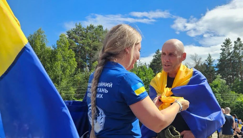 З російського полону повернулися 160 захисників (фото)