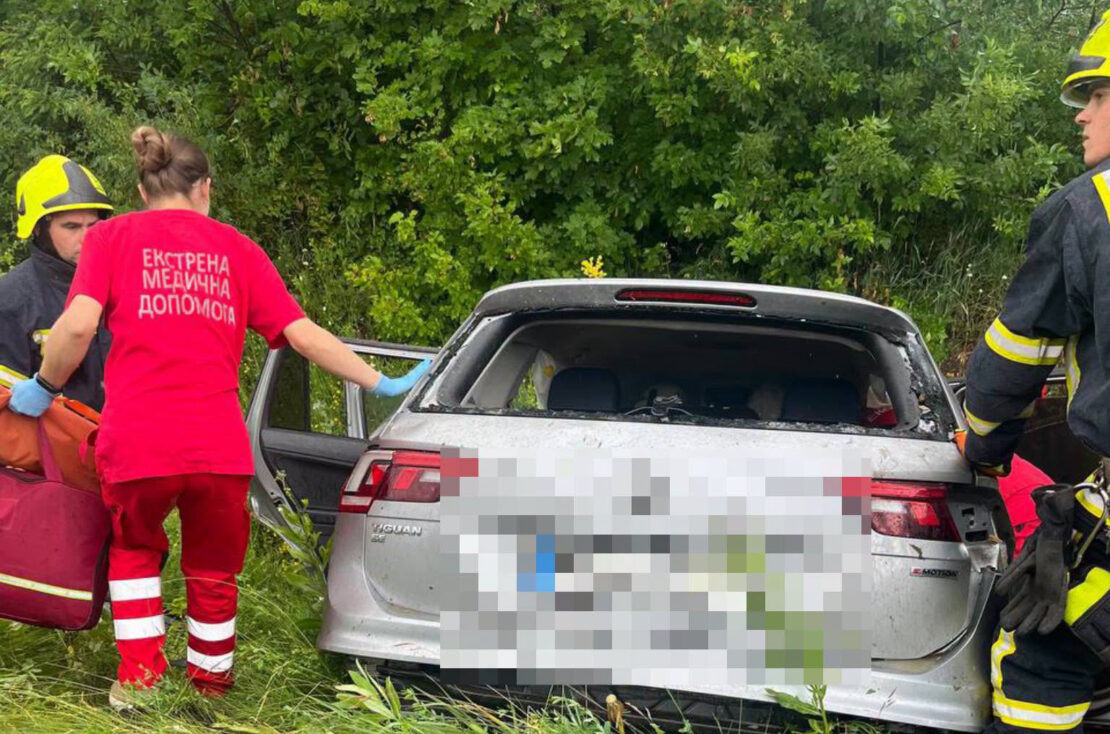 Медики Харківщини надали допомогу постраждалим у ДТП (фото)