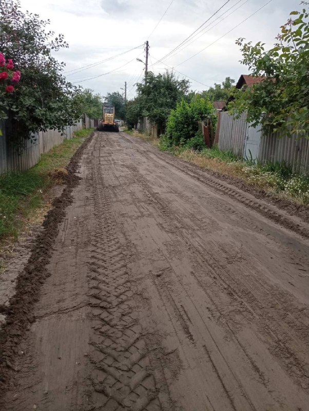 У Харкові проводять грейдерування доріг у приватному секторі (фото)