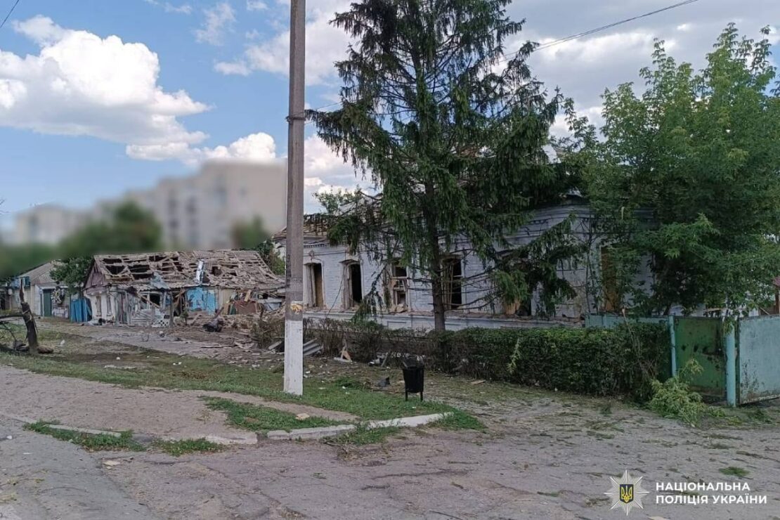 Ракетний удар по Балакалії: є загиблий та постраждалі (фото)