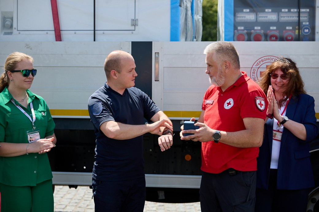 Харків отримав партію генераторів від Червоного Хреста (фото)