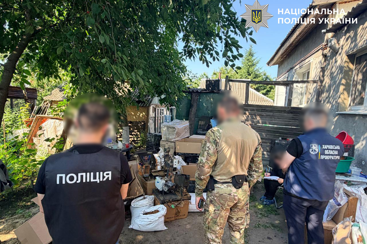 На Харківщині викрили «бізнес» з продажу контрафактних цигарок